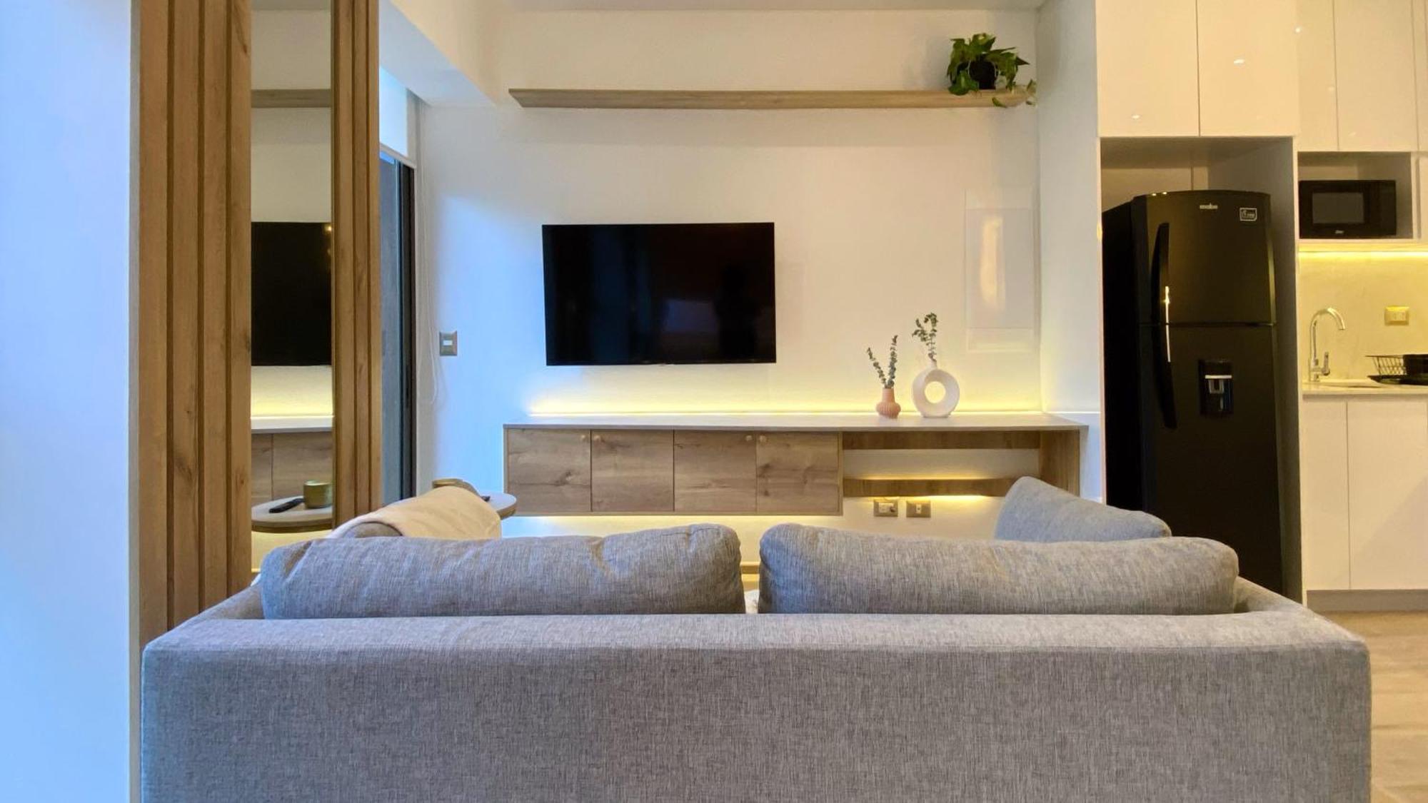 The Modern By Wynwood House * Lima