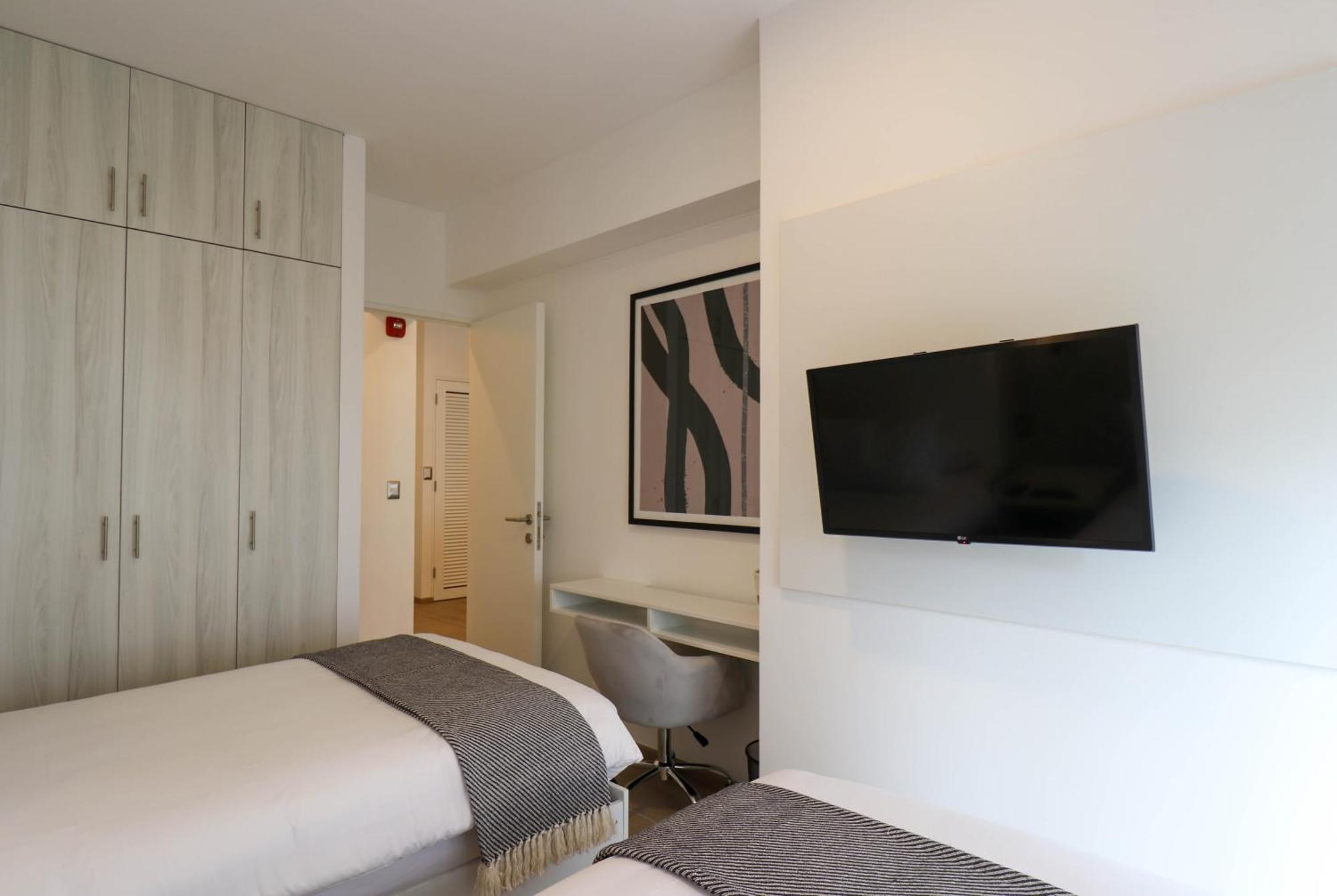 The Modern By Wynwood House Lima